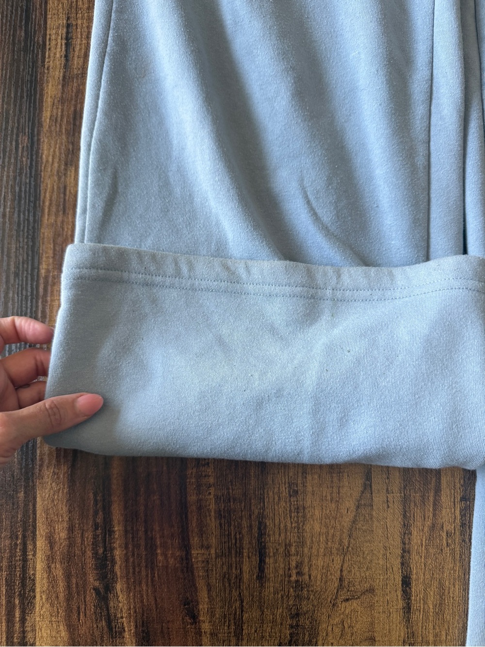Women's Wide-Leg Drawstring Sweats in Light Blue - Picture 4 of 8
